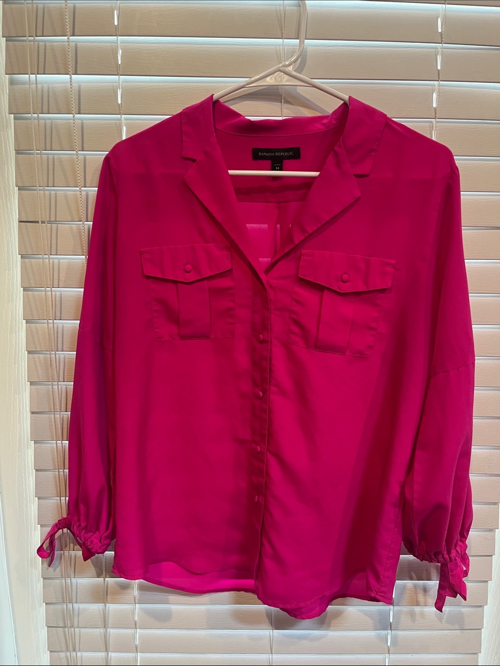 Banana Republic Women's Bright Fuchsia Button-Front Shirt